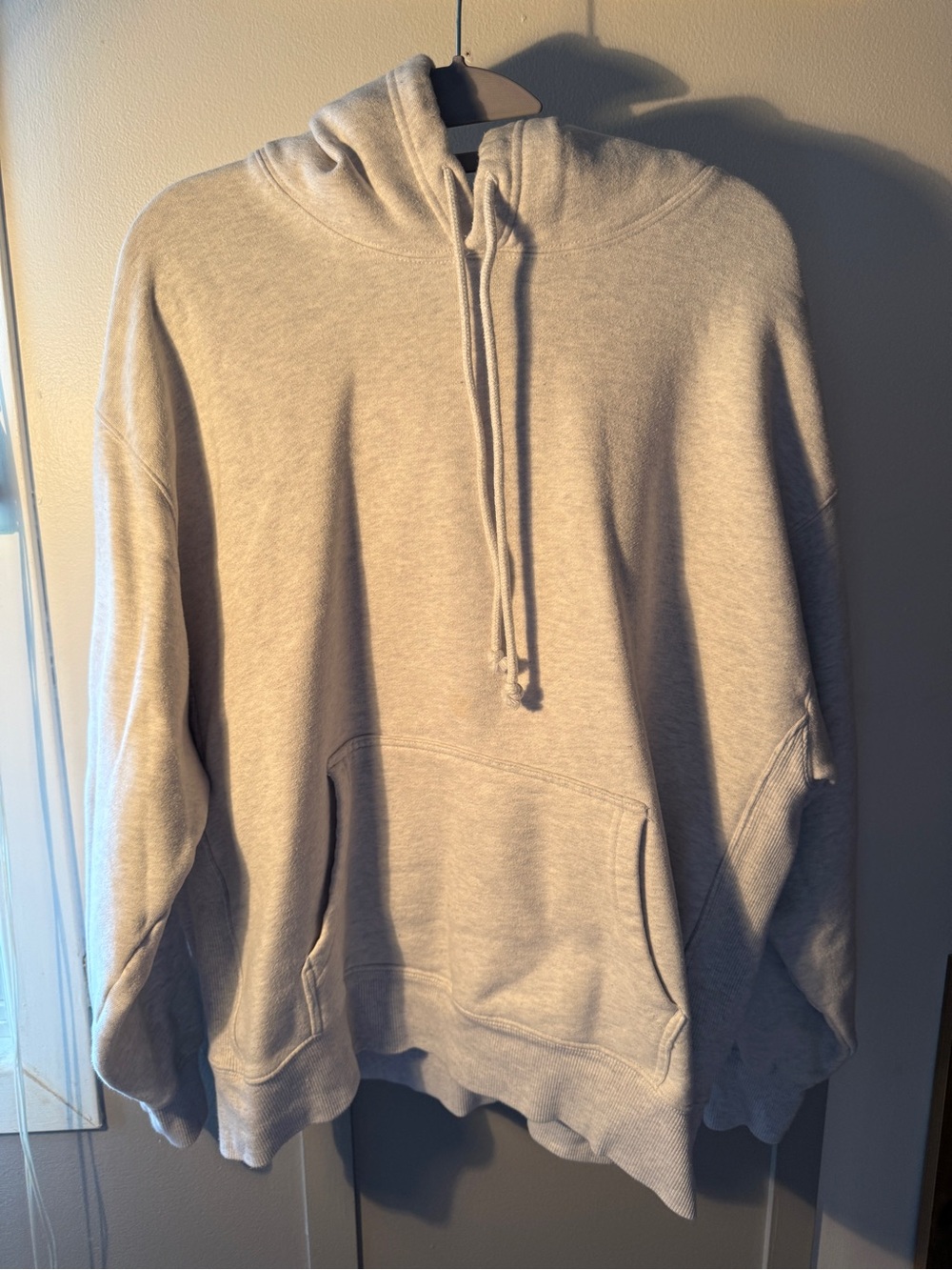 Aritzia Boyfriend Fit Heather Chrome Grey Hoodie